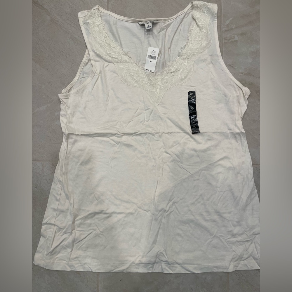 Banana Republic Lace tank
